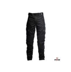 PANTALÓN MODELO GAS BLACK